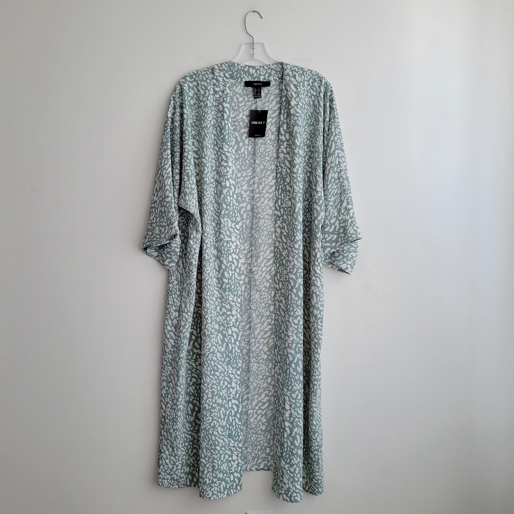 NWT Forever 21 Midi Sage Leopard Print Kimono Duster